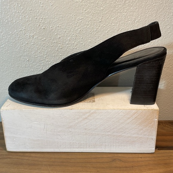 Eileen Fisher Suede Chic Minimal Sling Back Stacked Heel Round Toe Size 8.5 - Picture 2 of 14
